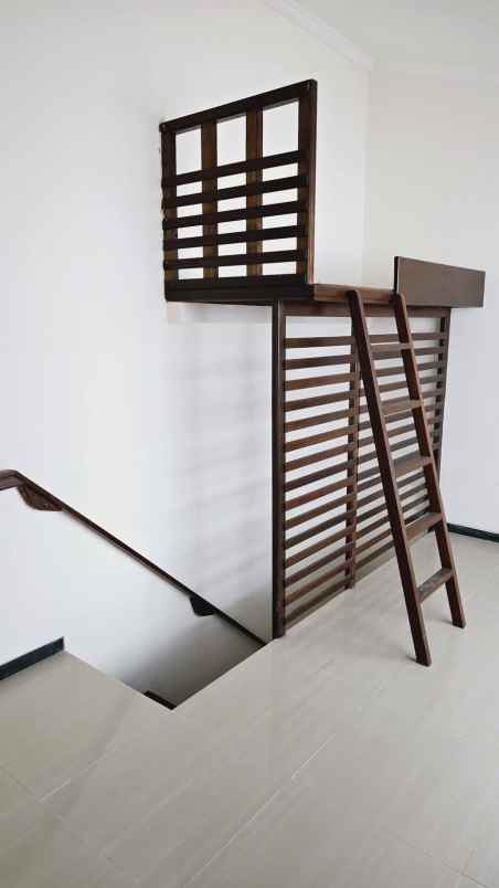 rumah dijual taman puspa raya citraland surabaya barat