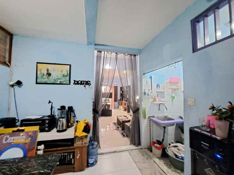 rumah hadap timur kota harapan indah bekasi