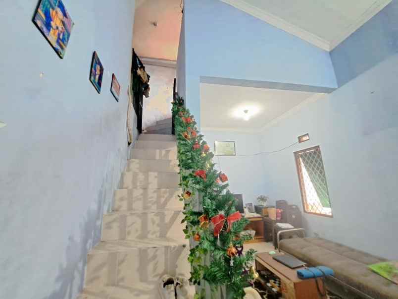 rumah hadap timur kota harapan indah bekasi