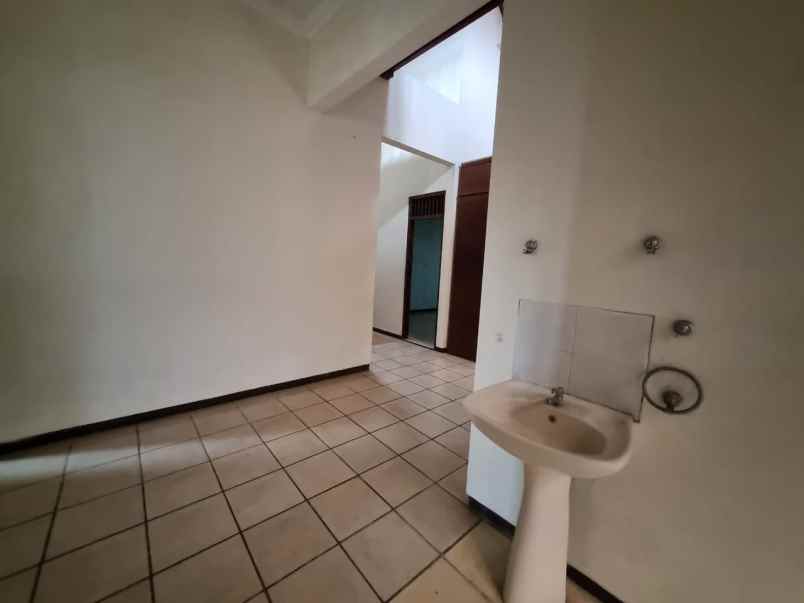 rumah jl durian selatan 2c no 3