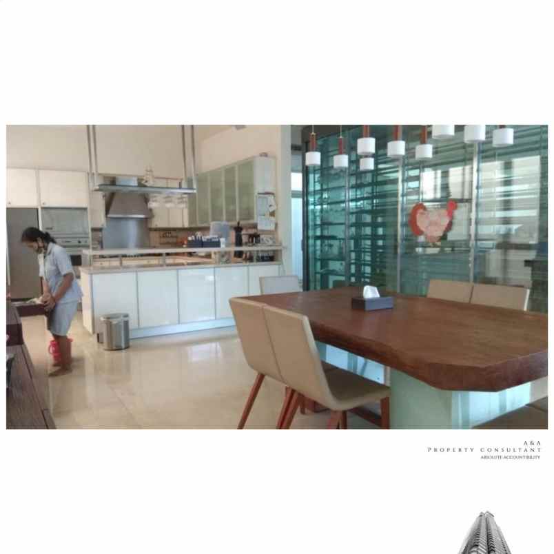 rumah jl hang tuah jakarta selatan