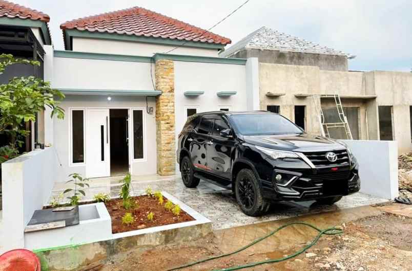 rumah jl raya jatiasih kec