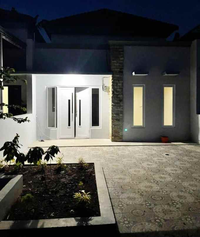 rumah jl raya jatiasih kec