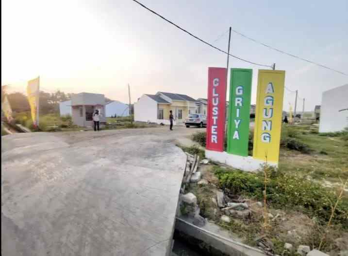 rumah jl raya sepatan