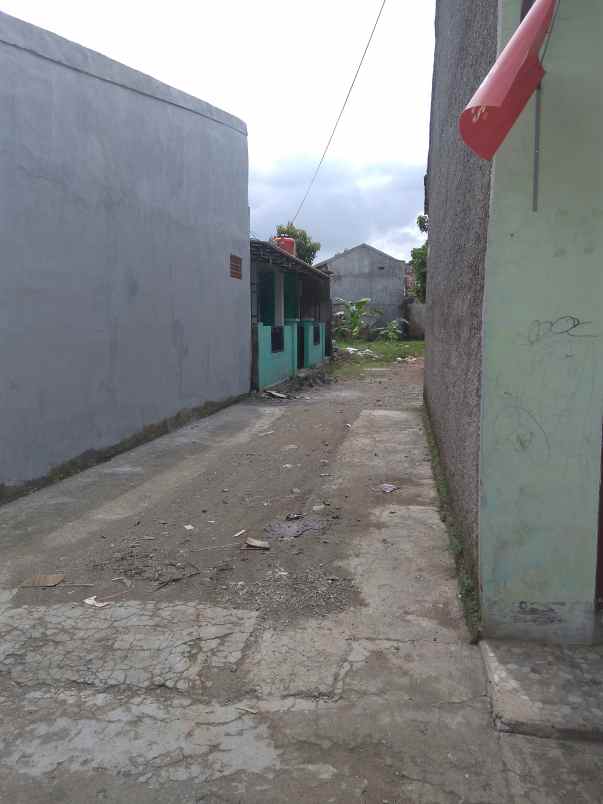 rumah jl taman induk