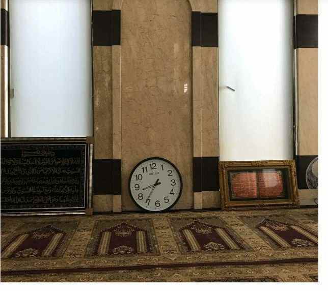 rumah kelapa dua wetan ciracas