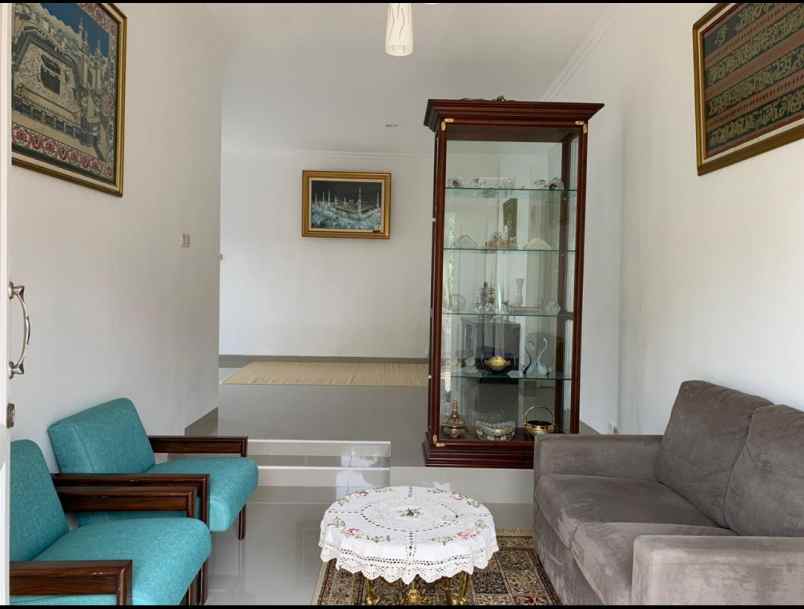 rumah mampang pancoran mas depok