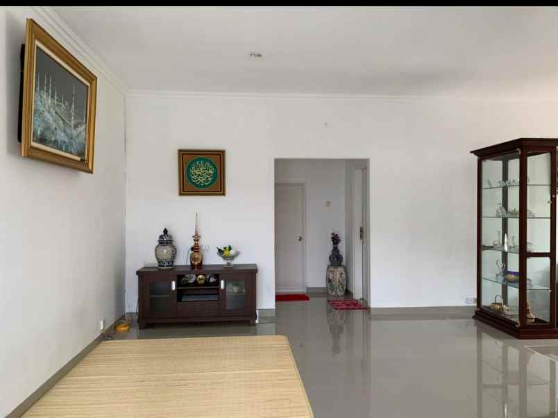 rumah mampang pancoran mas depok