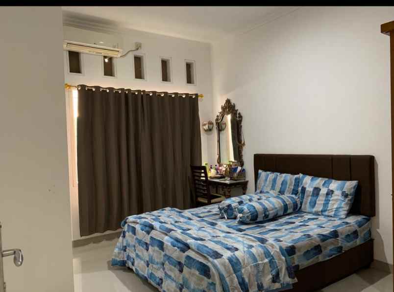 rumah mampang pancoran mas depok