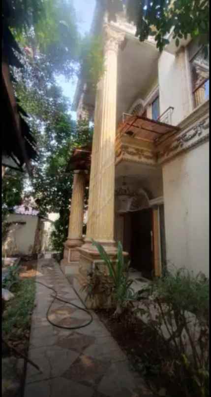 rumah mewah harga istimewa murah di cikunir