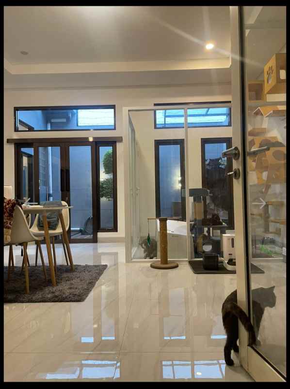 rumah mewah semi furnish di krawang