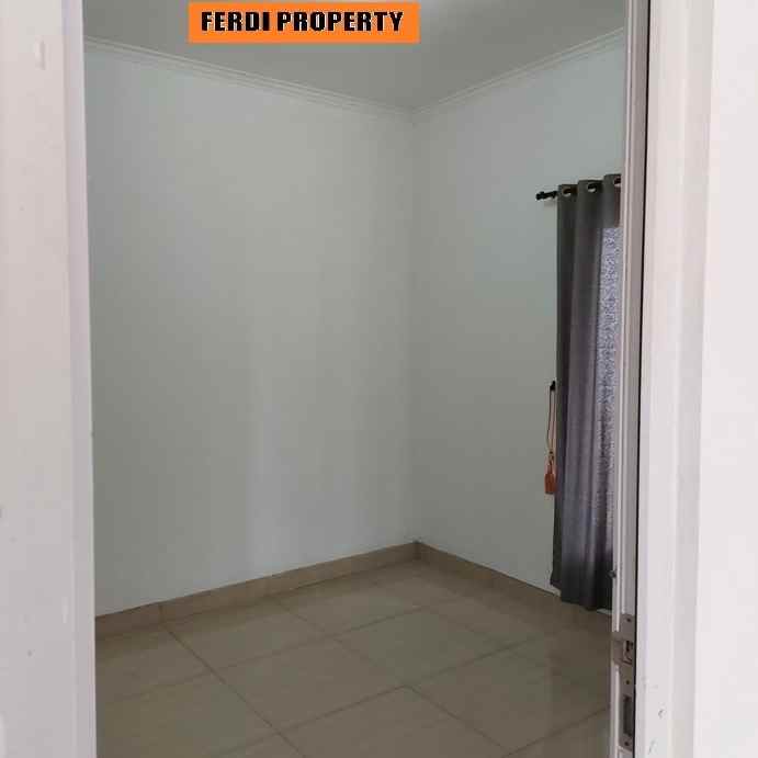 rumah minimalis 2 lt depan taman bukit golf cibubur