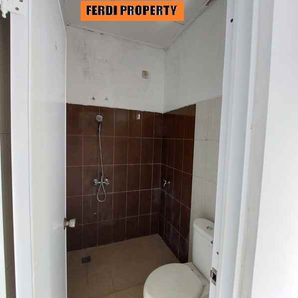 rumah minimalis 2 lt depan taman bukit golf cibubur