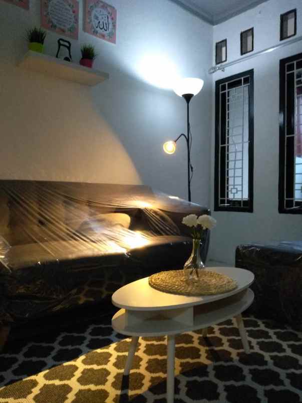 rumah minimalis plus kitchen set