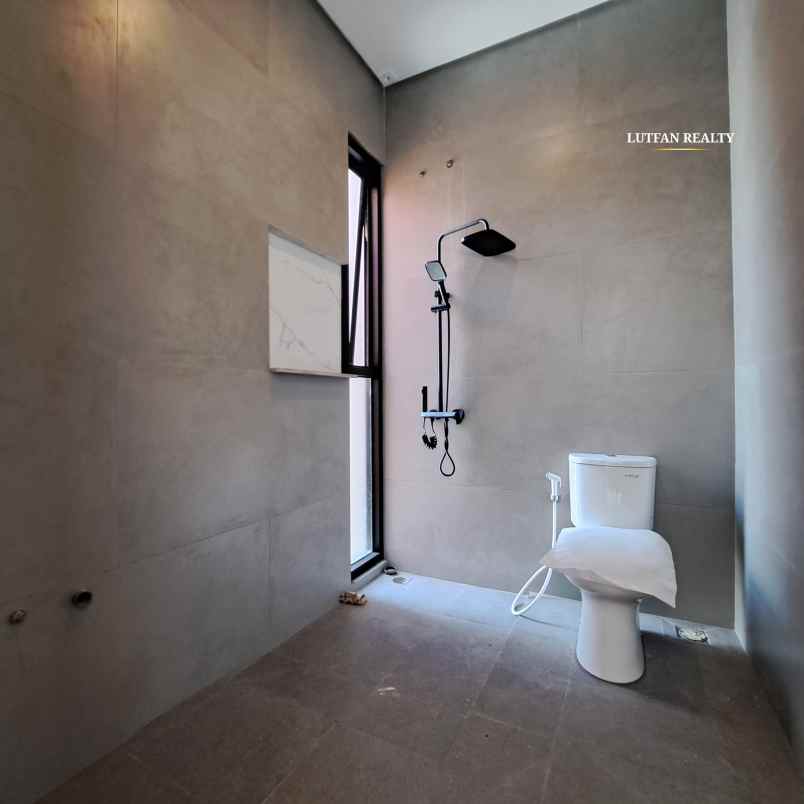 rumah modern kontemporer dalam cluster