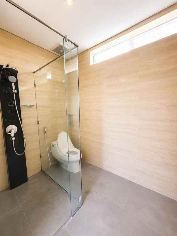 rumah murah citraland utama shm siap huni modern kpr