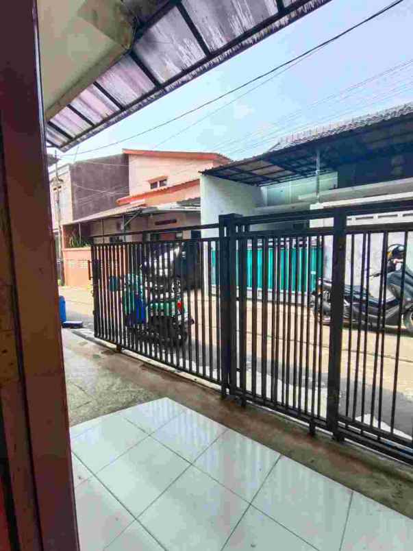 rumah murah lokasi strategis di limo depok