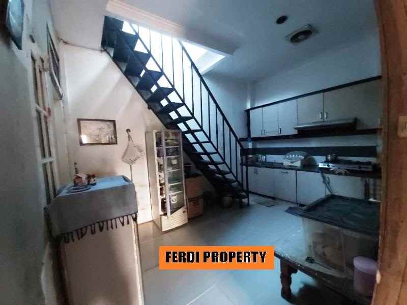 rumah perumahan kota wisata cibubur