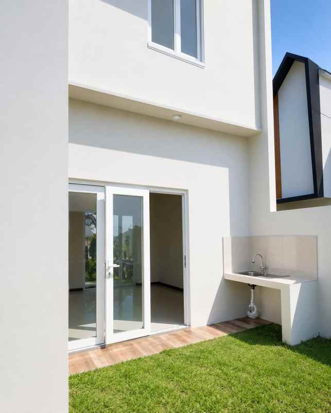 rumah premium free kitchen set lokasi di kota malang