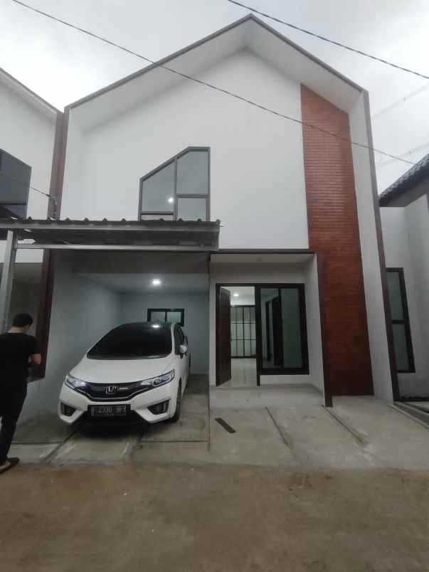 rumah ready siap huni dijalan mampang indah 2 depok