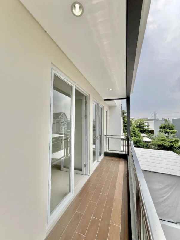 rumah royal residence cluster st james
