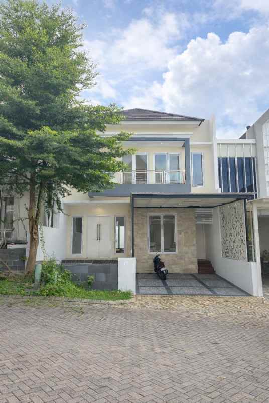 rumah royal residence cluster st james