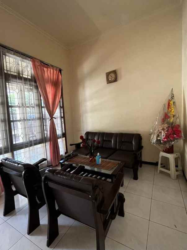 rumah rungkut asri gas negara row 7 meter