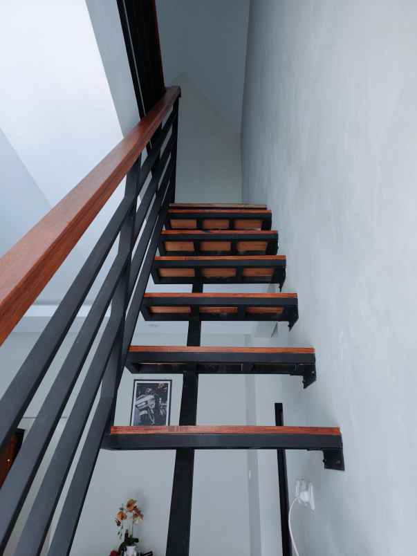 rumah scandinavian modern bonus perabot