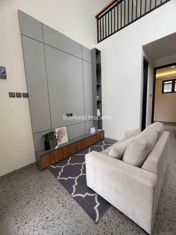 rumah scandinavian modern di pondok aren bintaro