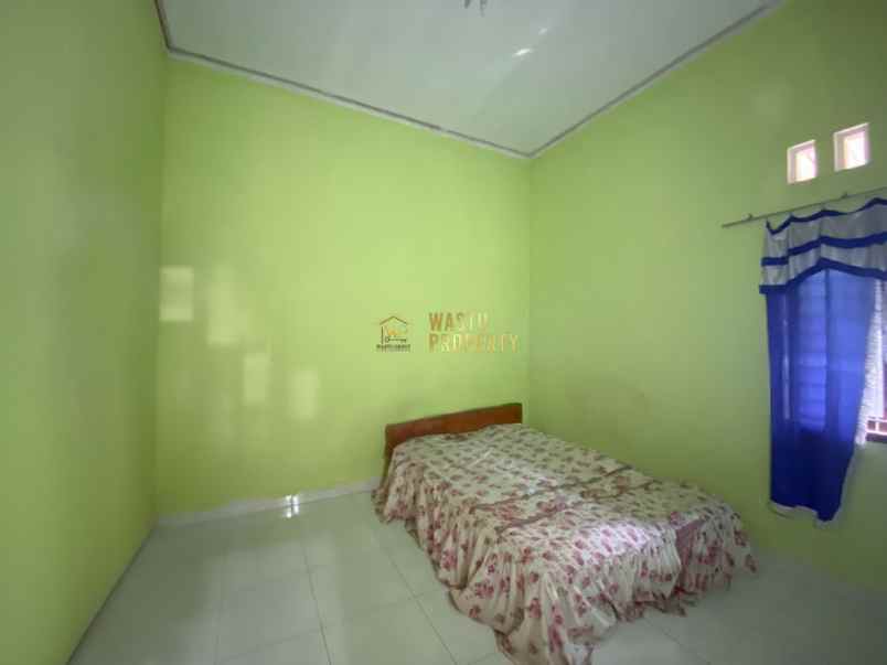 rumah second luas dan nyaman di wates bantul