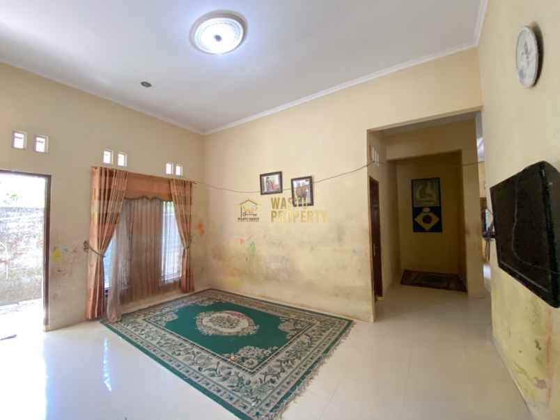 rumah second luas dan nyaman di wates bantul