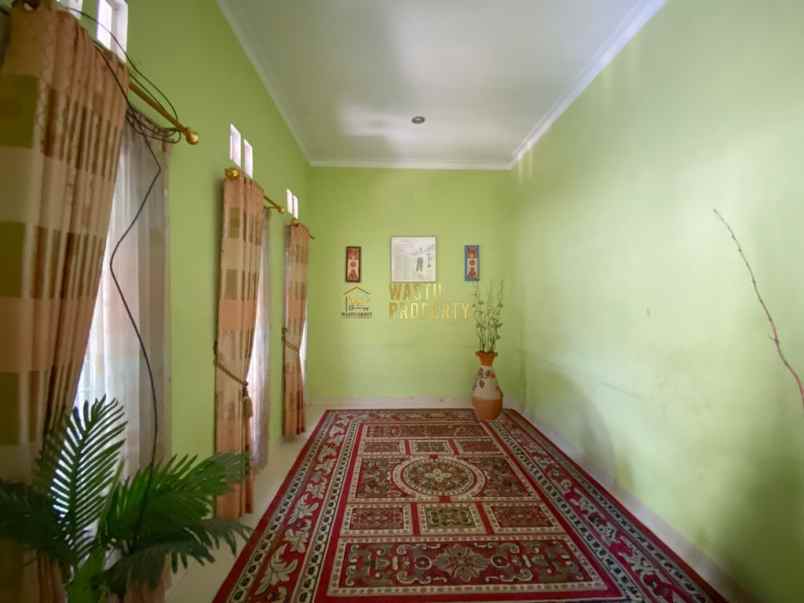 rumah second luas dan nyaman di wates bantul