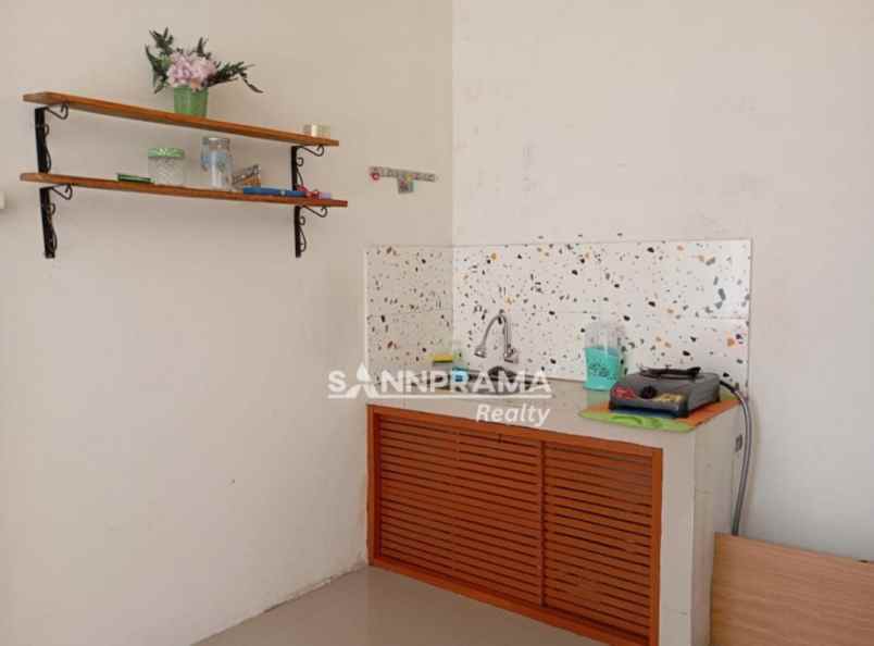 rumah second minimalis dalam cluster di bedahan depok