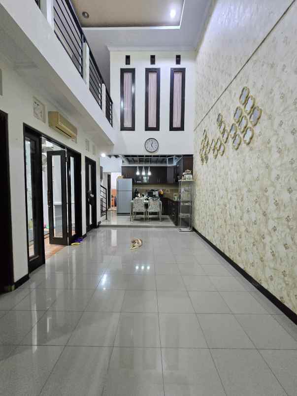 rumah secondary siap huni dalam komplek di duren sawit