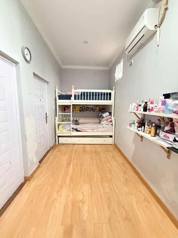 rumah siap huni bebas banjir di kramat jati jaktim