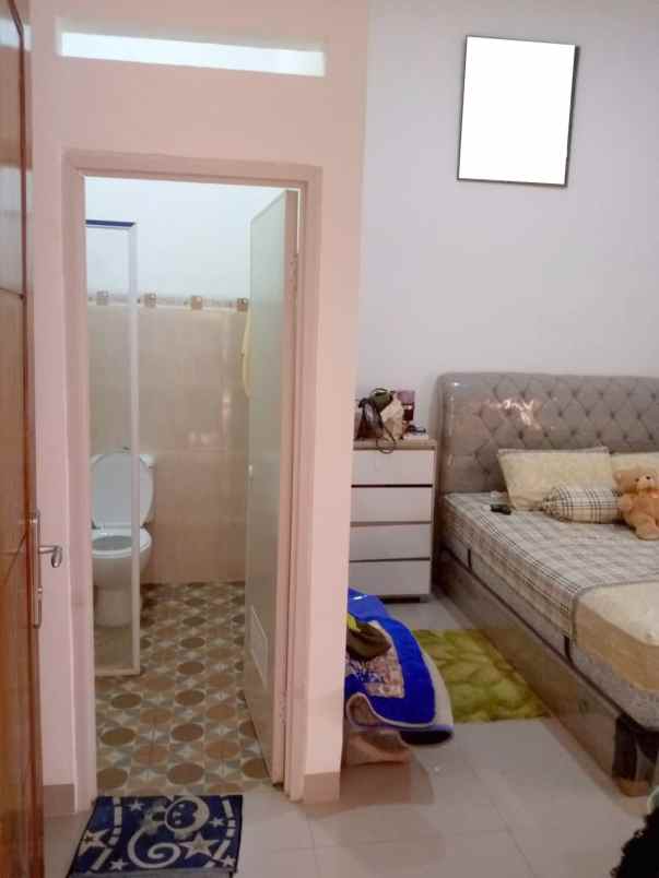 rumah siap huni dalam cluster di pasir putih