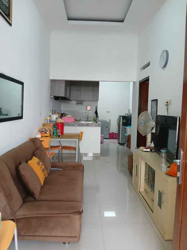 rumah siap huni dalam cluster di pasir putih