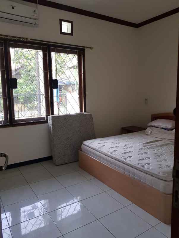 rumah siap huni di medokan asri area rungkut