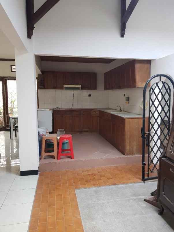 rumah siap huni di medokan asri area rungkut