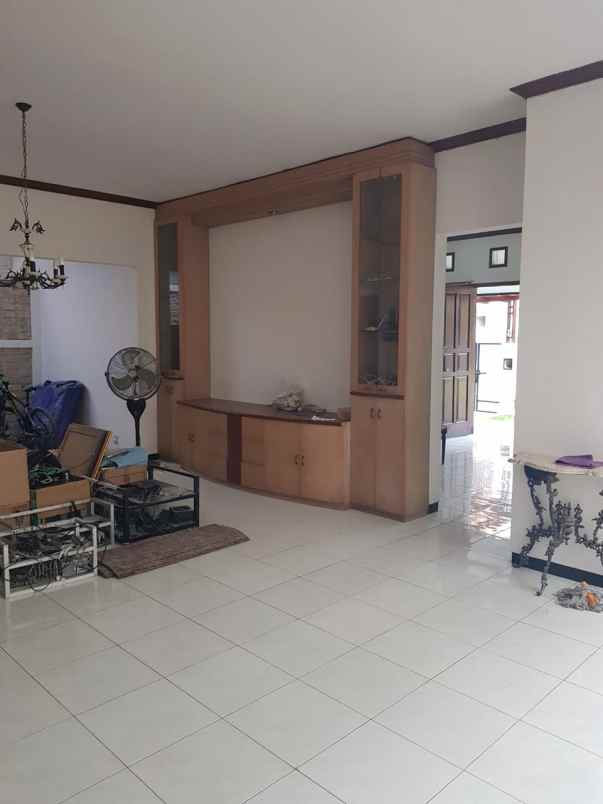 rumah siap huni di medokan asri area rungkut