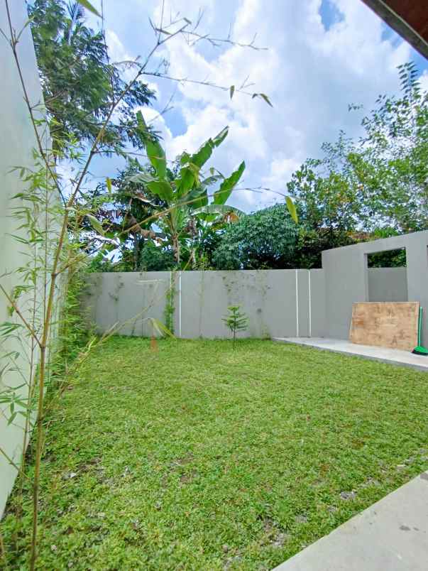 rumah siap huni modern di tonggalan wedomartani