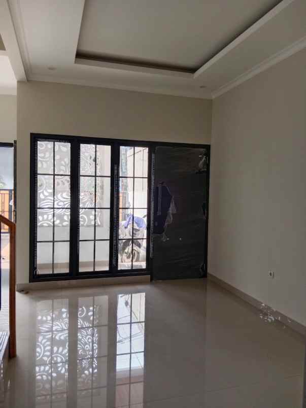 rumah tingkat murah di bekasi