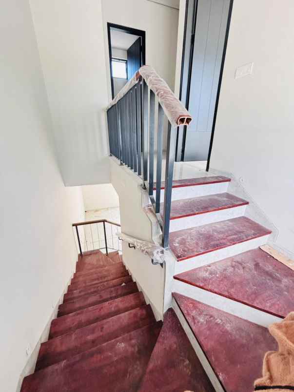 rumah tropis modern dekat pku gamping