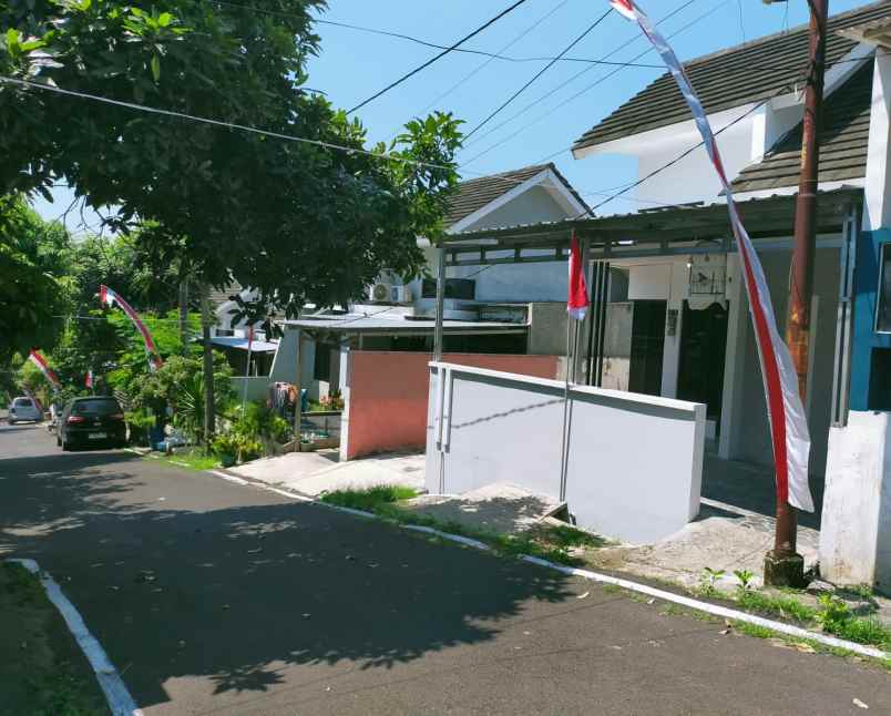 rumah villa krista banyumanik semarang