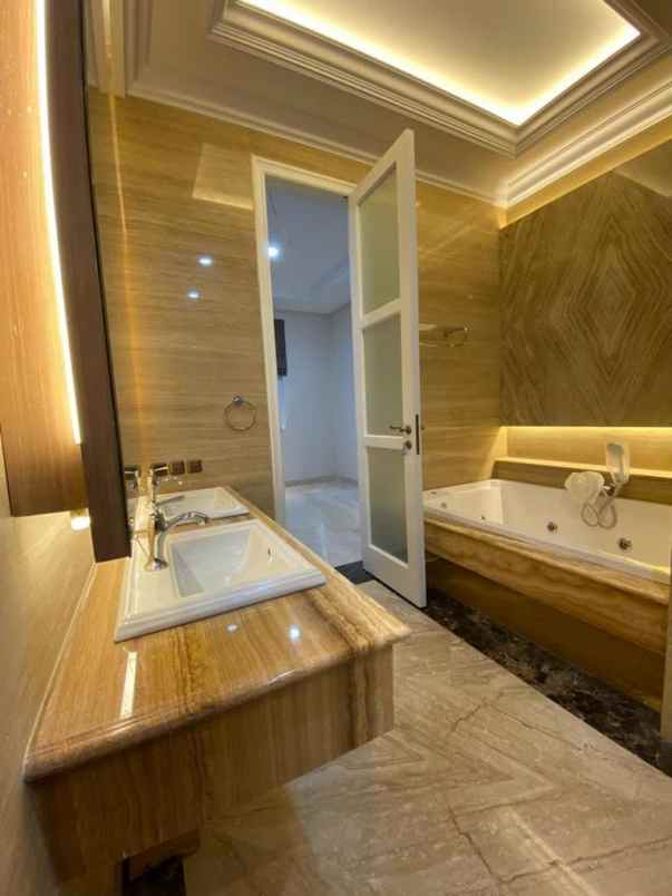 rumha mewah di duta indah pondok indah jakarta selatan
