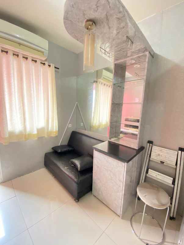 sewa unit apartment green pramuka city baca deskripsi