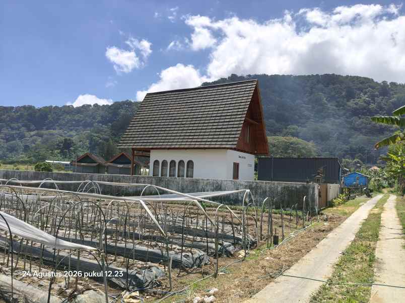 tanah view gunung dan danau dekat bali handara golf