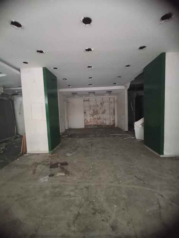 tempat usaha komersial raya darmo 1 lantai surabaya