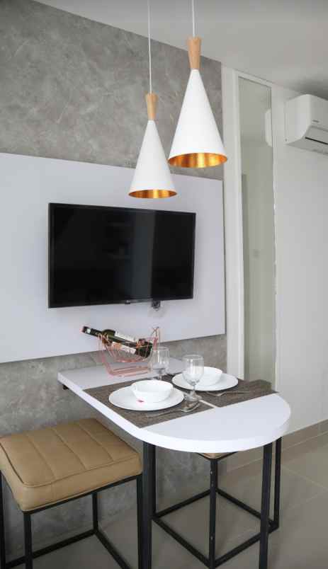 townhouse keren siap huni berhadiah banyak