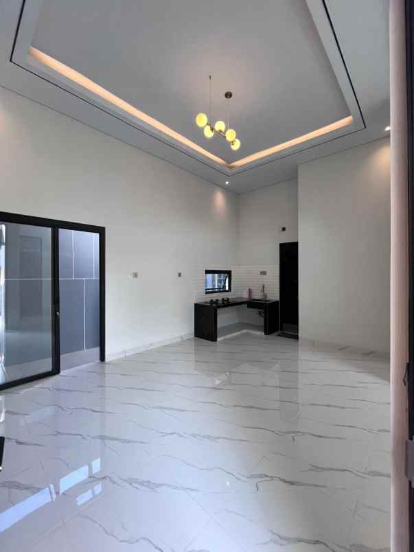 baru rumah timur ringroad jogja dekat jec